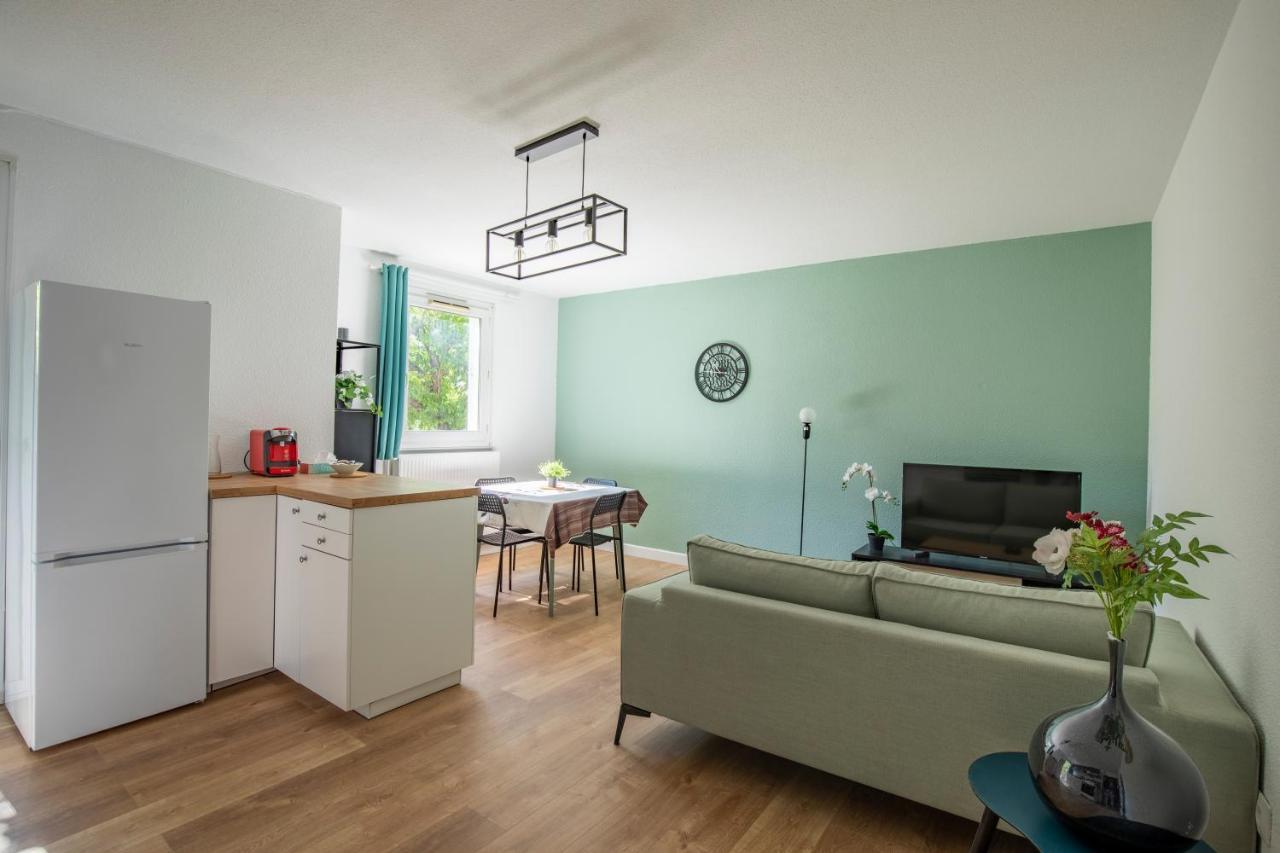 Apartamento T4 Climatise Au Pied Des Rempart Avec Parking Aviñón Exterior foto